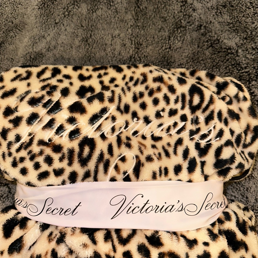 Victoria’s Secret robe